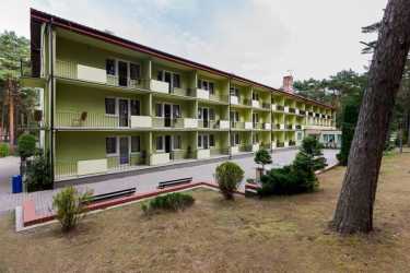 Obóz młodzieżowy, „FABRYKA ATRAKCJI”: Laser Tag, Wojskowy Biwak, Park Linowy, Sport, Integracja, Chill out. Ośrodek z basenem letnim. Kolonia 8-12 lat i obóz 13-16 lat